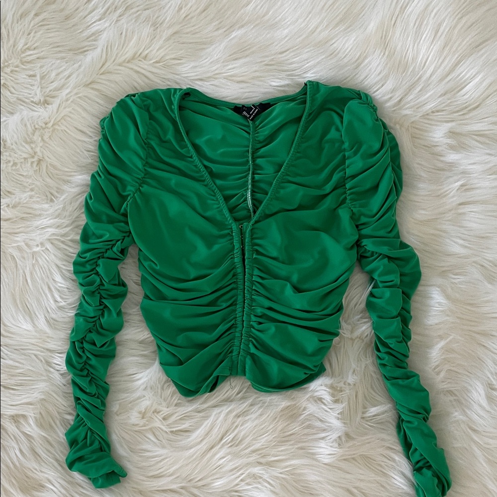 Forever 21 Emerald Green Ruched Long-Sleeve V-Neck Top